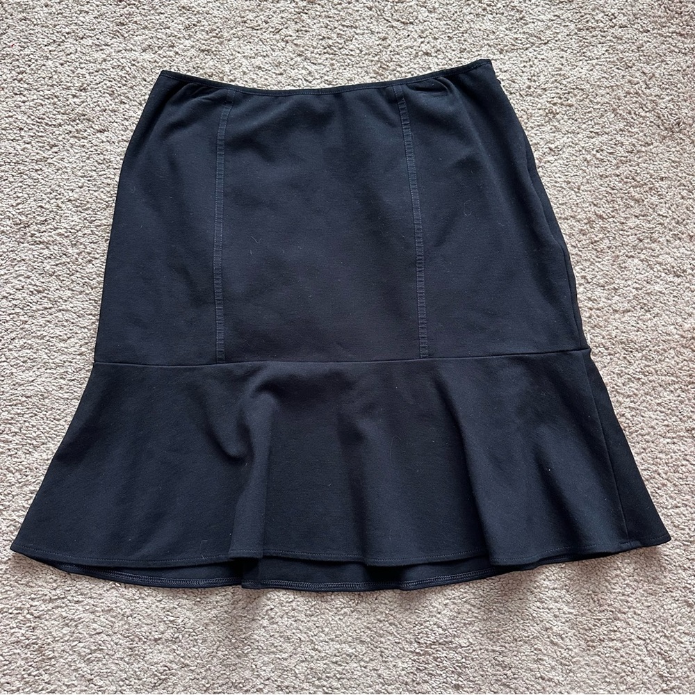 White House Black Market Ruffled-Hem Straight Pencil Skirt Sz 8 Mini Length